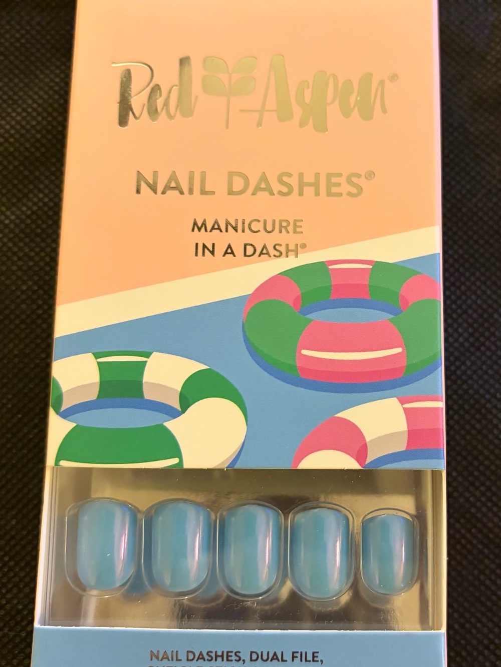 “Let’s Take a Dip, Diya” Blue Nail Dashes